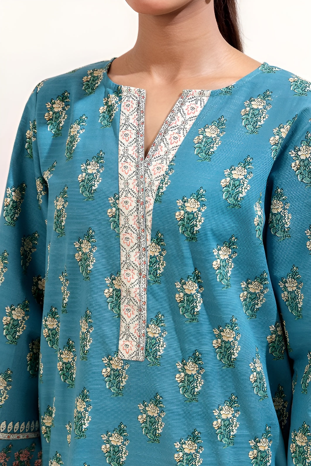 3 PIECE PRINTED KHADDAR SUIT-MEDITERRANIAN TIDE (UNSTITCHED)