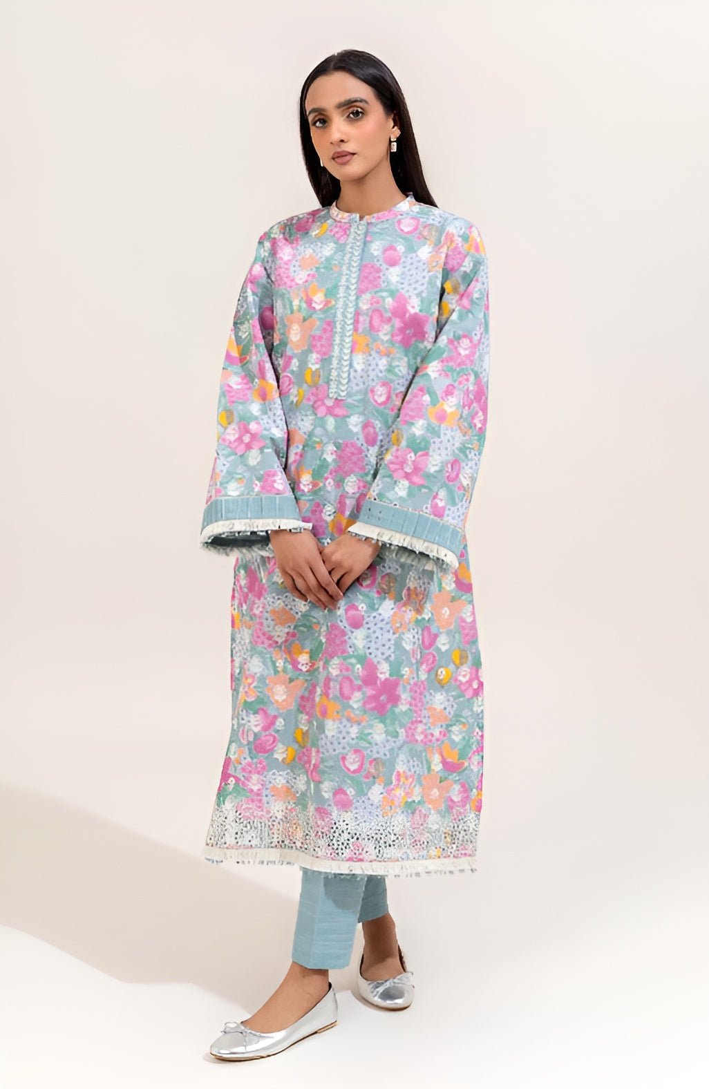 Beechtree Khaddar Embroidered 2-Piece – Design 02 (Unstitched)