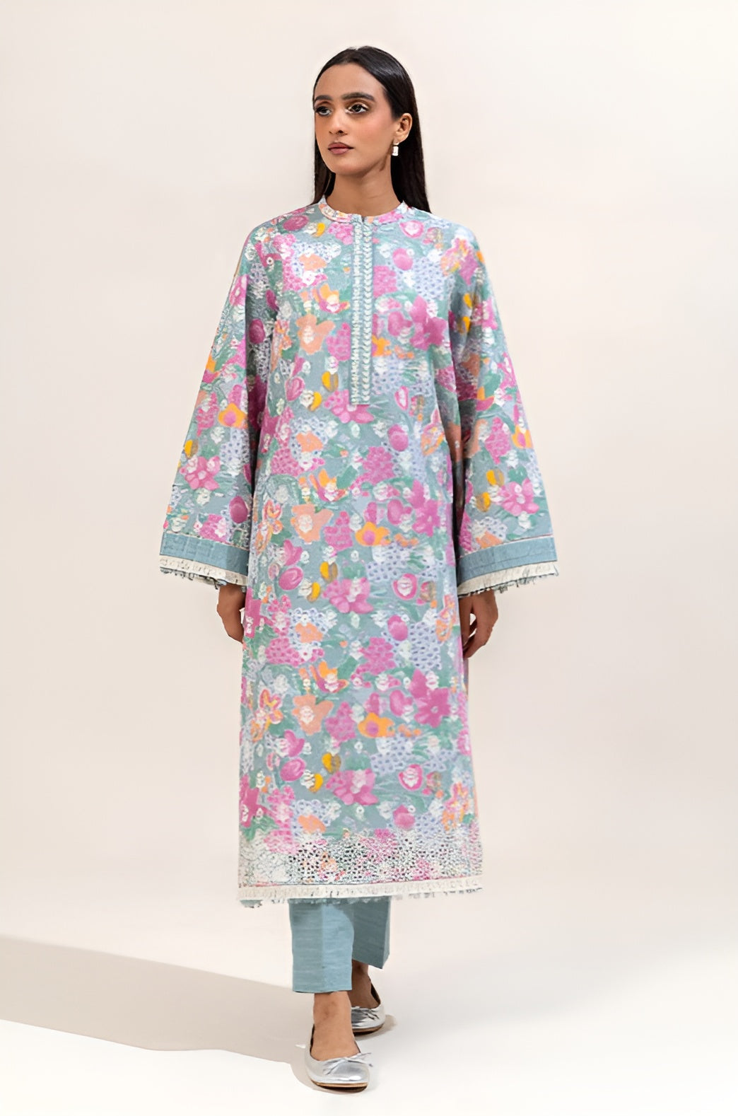 Beechtree Khaddar Embroidered 2-Piece – Design 02 (Unstitched)