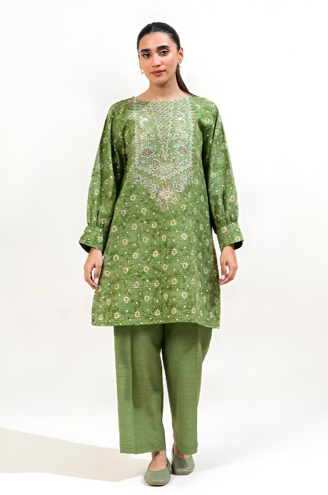 Beechtree Khaddar Embroidered 2-Piece – Design 06 (Unstitched)