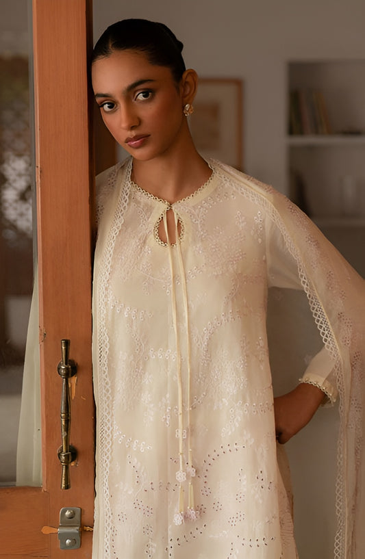 LAVENDER WHISPER- 3PC EMBROIDERED LAWN SUIT