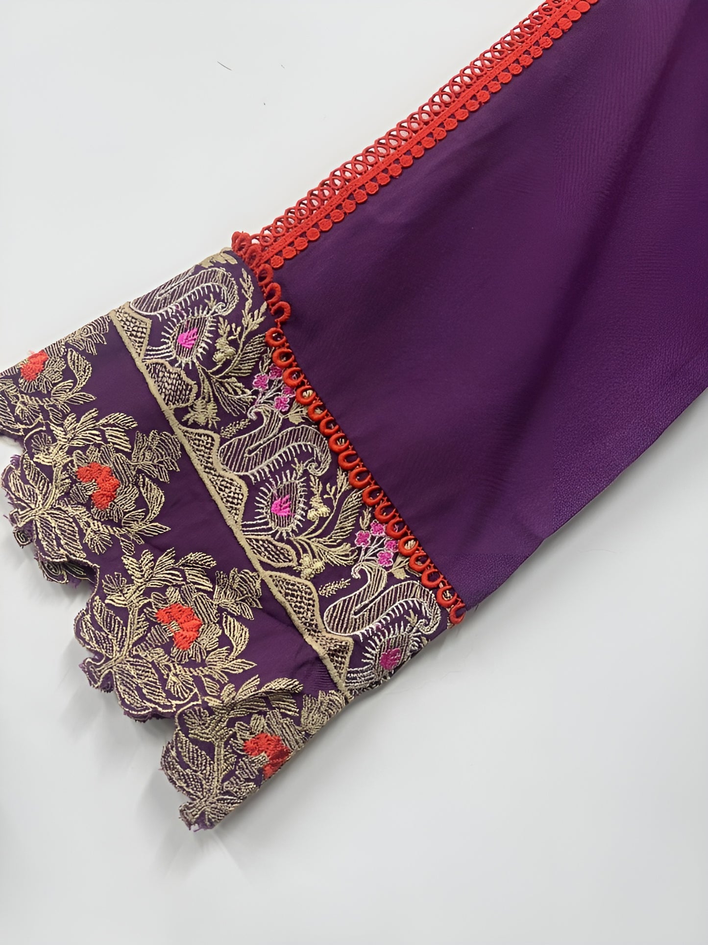 shirt - sanasafinaz EMBROIDERED