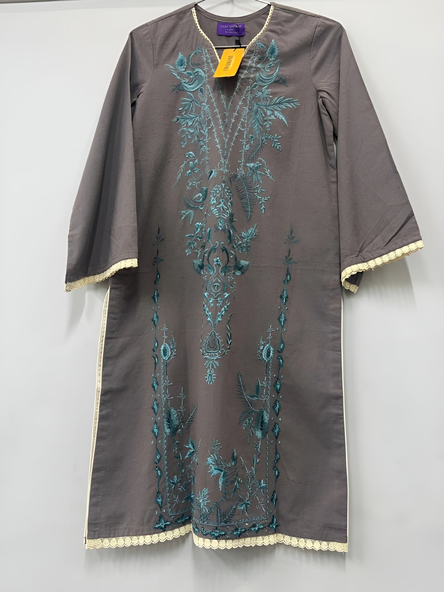 shirt - sanasafinaz EMBROIDERED